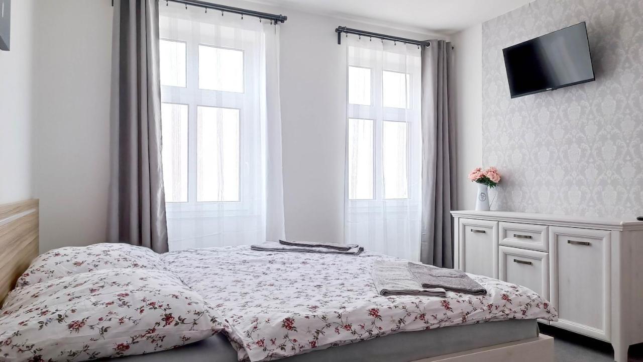 Penzion HARMONIE Trhové Sviny Esterno foto